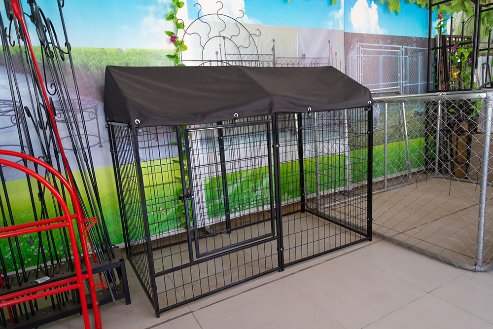 dog crates with covers (3)